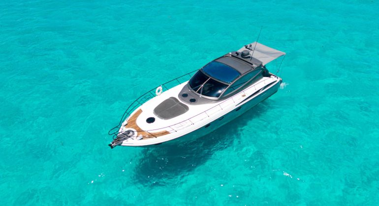 50 ft yacht