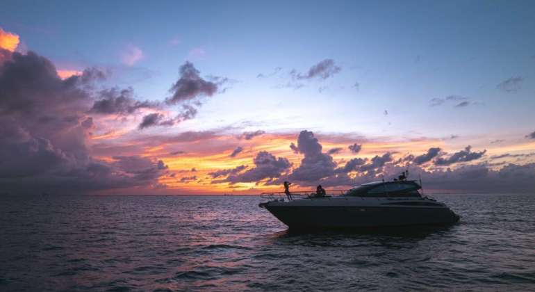 50 Ft Cranchi Mediterranee Yacht Charter Riviera Maya and Isla Mujeres