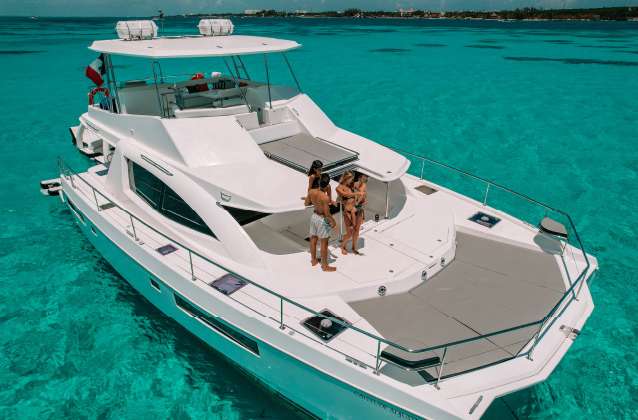 51 Ft Leopard Catamaran Tulum