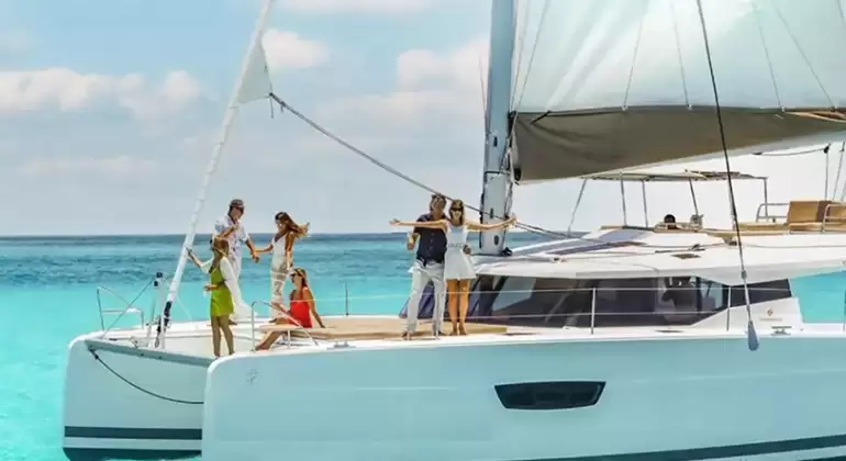 Catamaran Tours Isla Mujeres Party Family